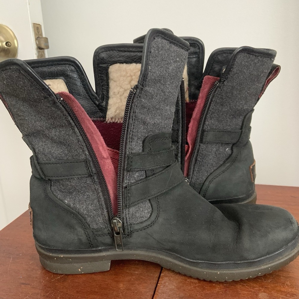 UGG Simmens Sherpa Moto Boots Black Gray Leather Side Zip Buckles Women sz 8